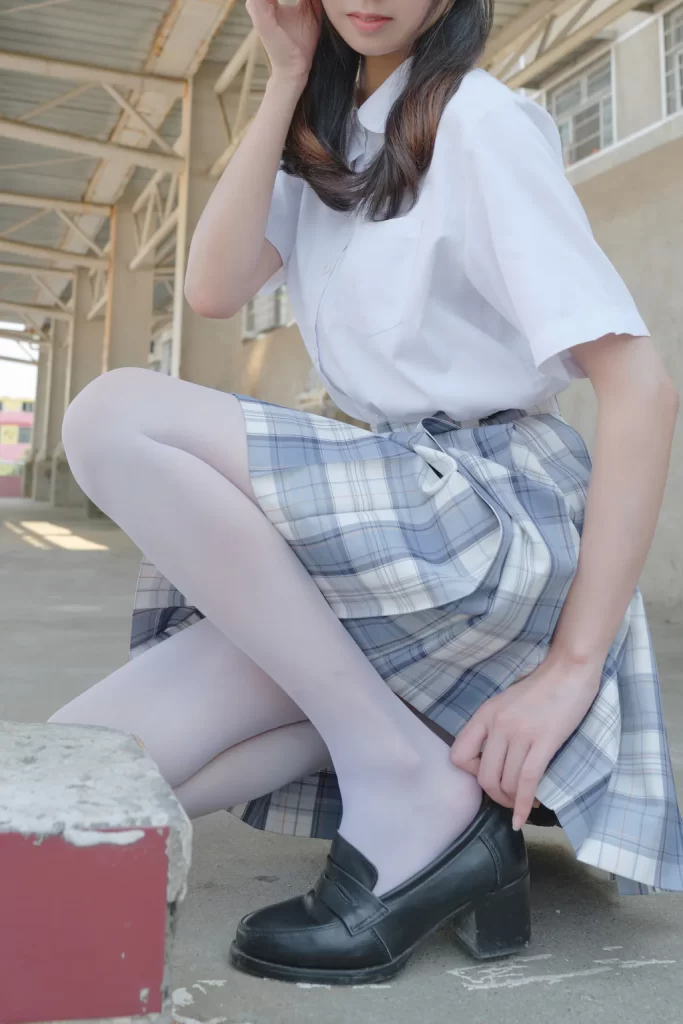 森萝财团写真 – 内部19 小七 JK白丝 13D[106P/1V/2.99GB]插图3