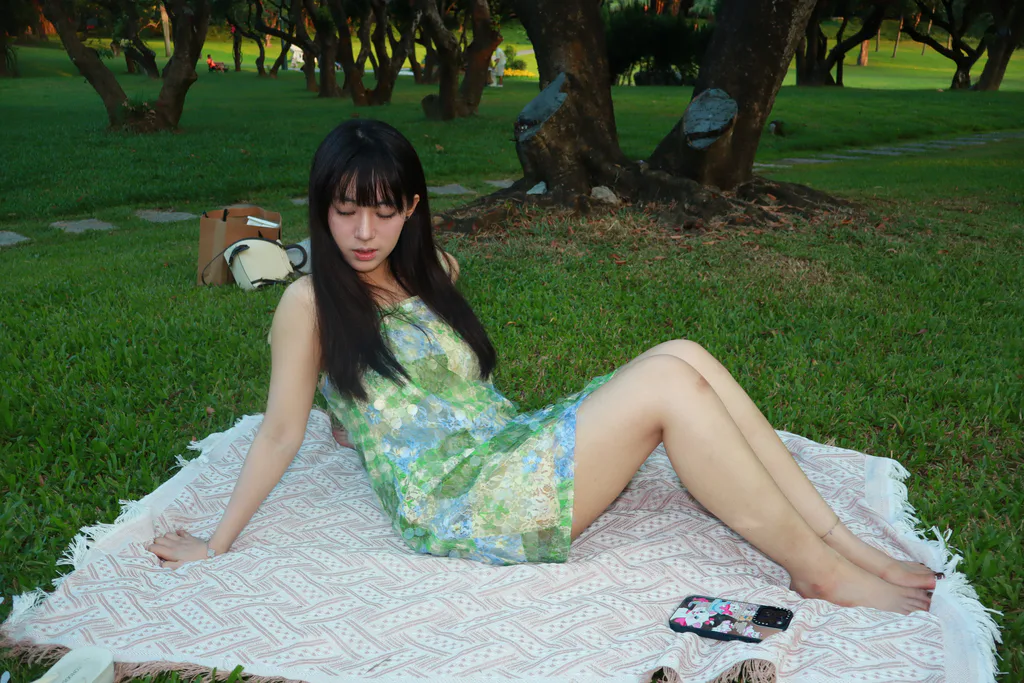 约拍系列 020号作品 超高颜值短裙学生妹小姐姐[333P/12V/4.83GB]插图1