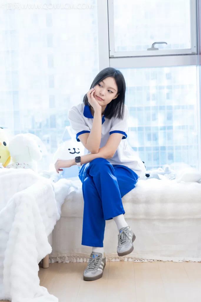 物恋传媒 NO.2625 紫苏-板鞋、白棉袜、裸足[152P/1V/3.94GB]插图2