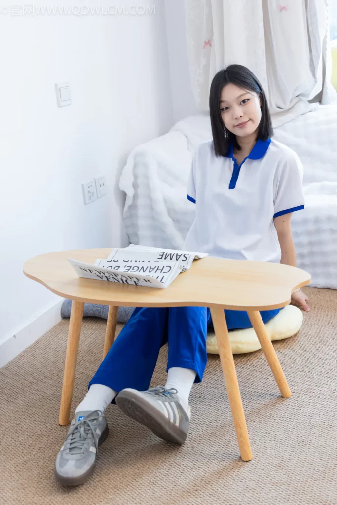 物恋传媒 NO.2625 紫苏-板鞋、白棉袜、裸足[152P/1V/3.94GB]插图3