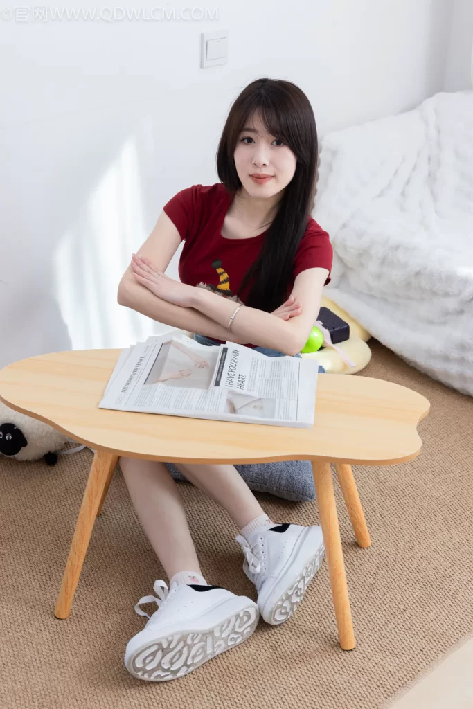 物恋传媒 NO.2627 麦穗-板鞋、白棉袜、裸足[156P/1V/4.04GB]插图3