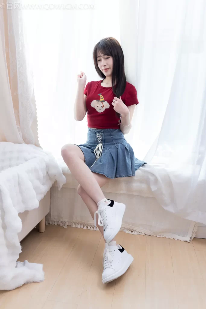 物恋传媒 NO.2627 麦穗-板鞋、白棉袜、裸足[156P/1V/4.04GB]插图1