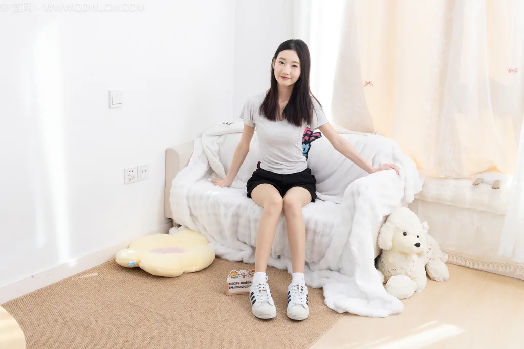 物恋传媒 NO.2632 沉香-板鞋、白棉袜、薄肉丝[152P/1V/3.69GB]插图2