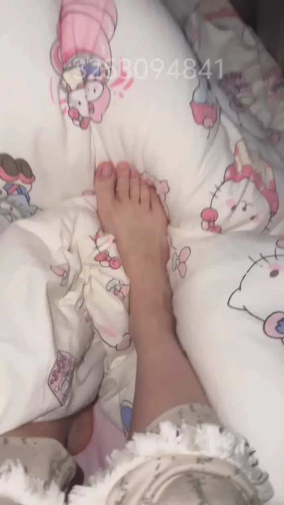 脚模面试脸足同框套路系列-249[5V/129M]插图3