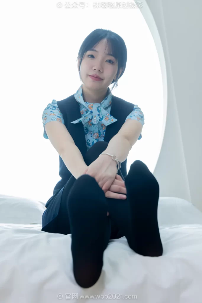 [BoBoSocks袜啵啵]NO.662 小甜豆 平底鞋、高跟鞋、厚黑丝、厚肉丝、制服[142P/1V/5.50GB]插图3