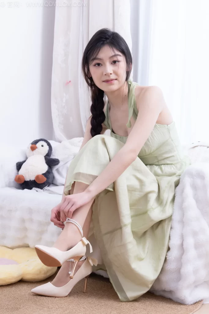 物恋传媒 NO.2634 桔梗-高跟鞋、薄肉丝[150P/1V/3.29GB]插图