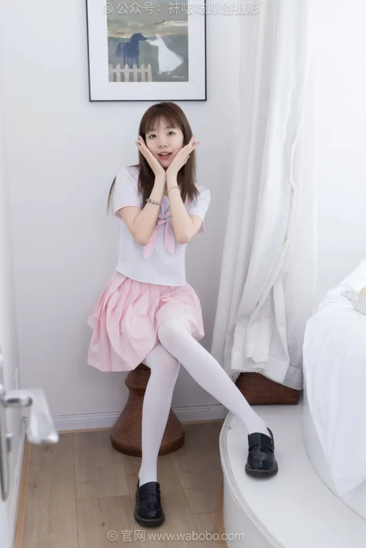 [BoBoSocks袜啵啵]NO.671 小甜豆-皮鞋、厚白丝、厚黑丝、jk制服[150P/1V/4.93GB]-无料摄影圈