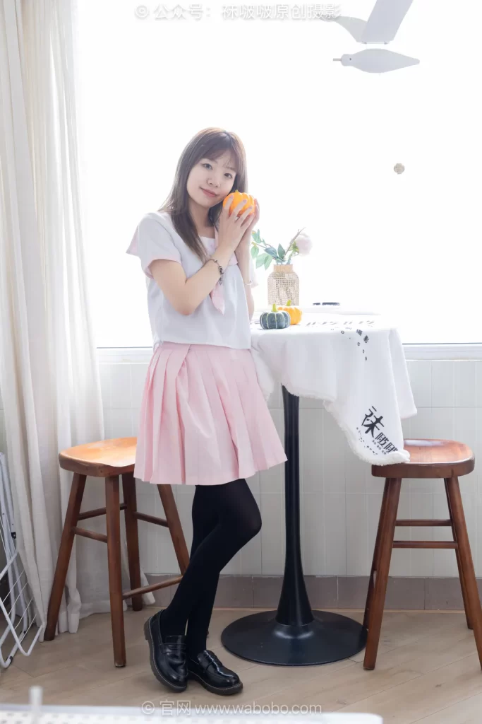 [BoBoSocks袜啵啵]NO.671 小甜豆-皮鞋、厚白丝、厚黑丝、jk制服[150P/1V/4.93GB]插图1