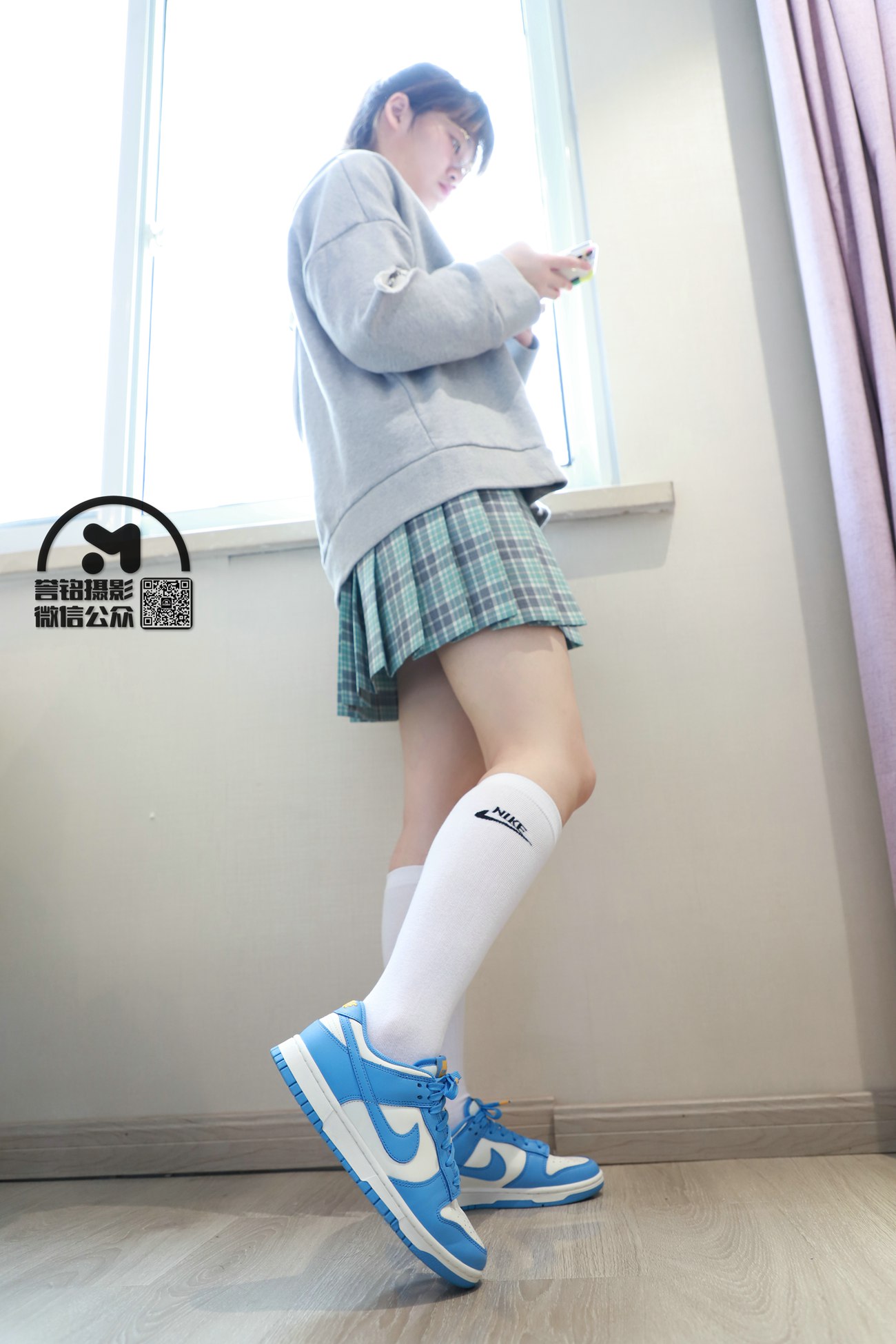 [誉铭传媒]袜足摄影 2021年《06.13赞助定制作品》[88P/1V/1.05GB]插图2