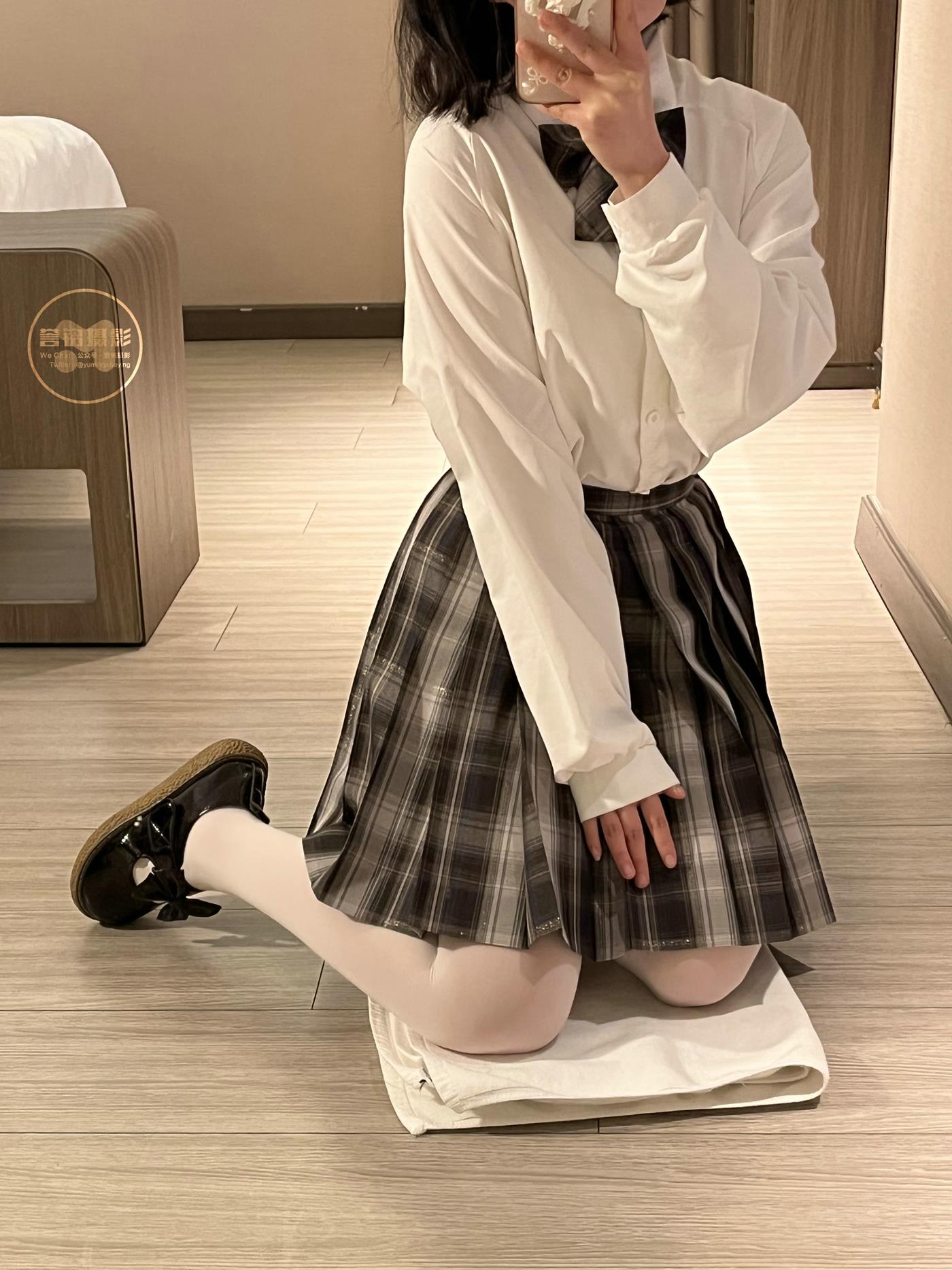 [誉铭传媒]袜足摄影 2022年 NO.010[110P/1V/0.97GB]插图