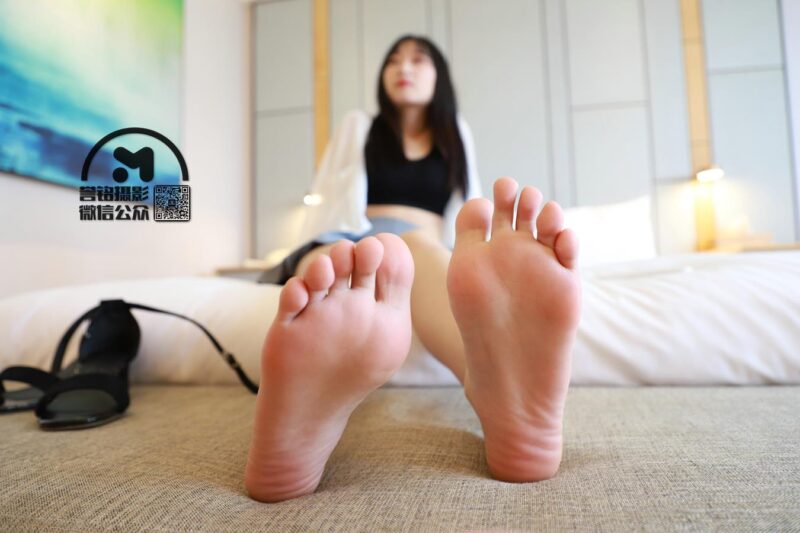 誉铭传媒袜足摄影 2021.04.03 私人定制作品 [60P/1V/789MB]-无料摄影圈