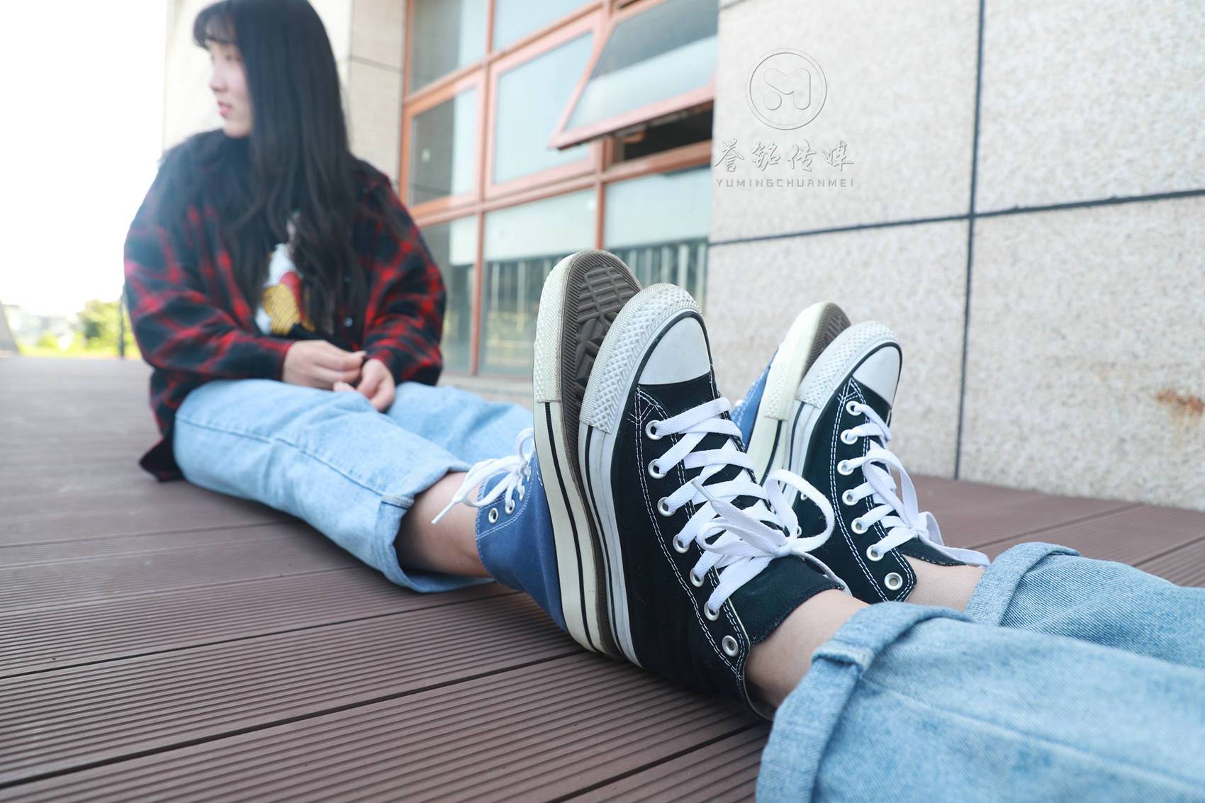 [誉铭传媒]袜足摄影 2019年《2019.05.13定制作品》[164P/1V/1.71GB]插图2