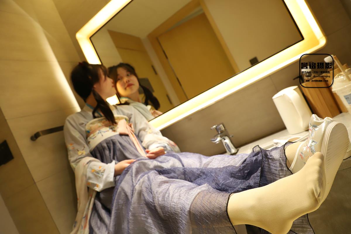 誉铭传媒 2023年第14期 汉服厚肉打底裤包脚裸足[70P/1V/1.26G]插图3