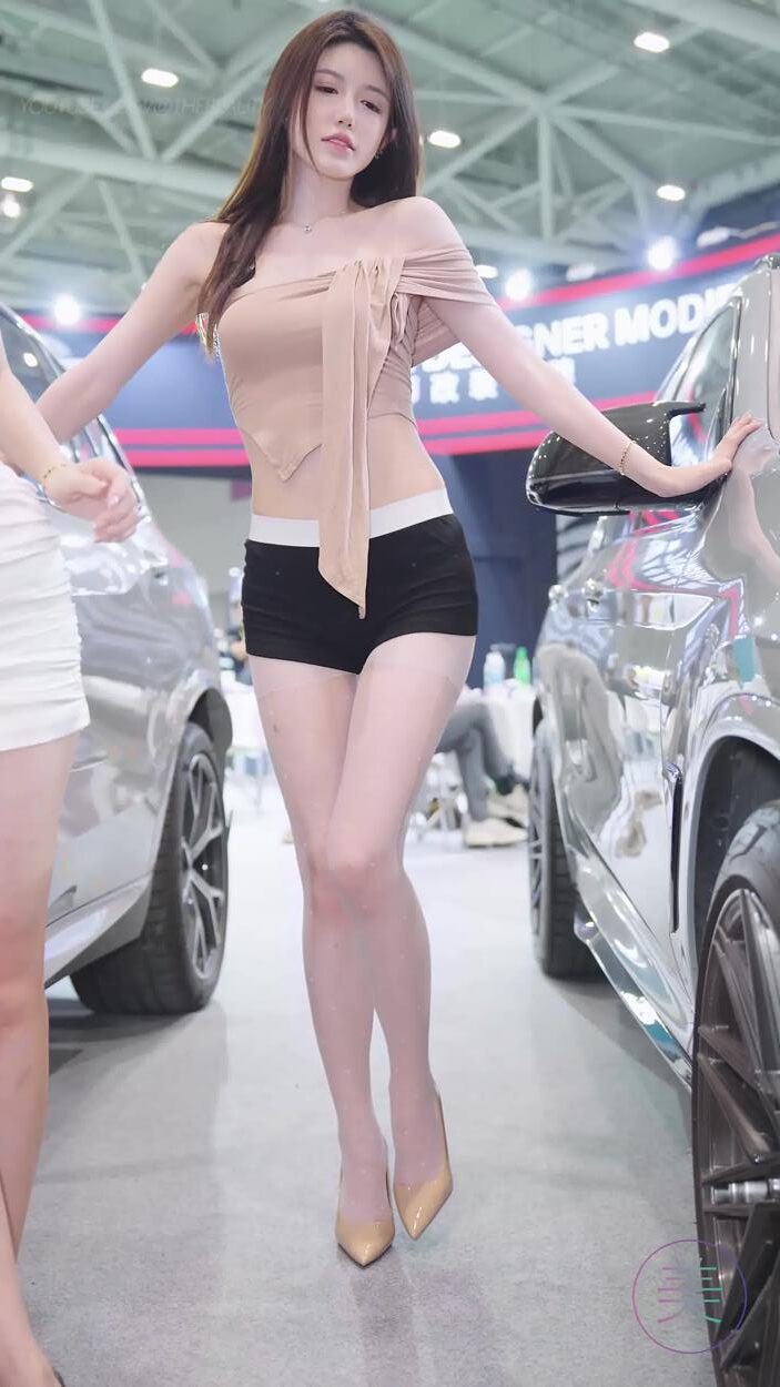 NO.1081 2024 深圳改装车展 Auto Salon 车模抖音网红随拍 77[1V/335MB]插图3