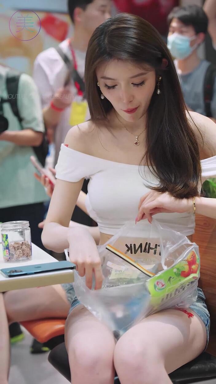 NO.1108 2024 广州国际台球展网红随拍 09[1V/272MB]插图2