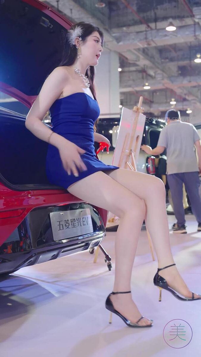 NO.1143 2024 东莞春季车展 Racing Model 车模随拍 Fancam LOOKBOOK 29[1V/244MB]插图1