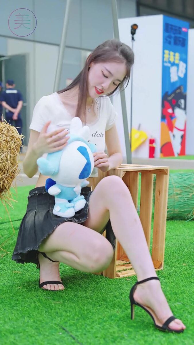 NO.1163 2024 深圳粤港澳大湾区车展 Model 车模随拍 29[1V/341MB]插图