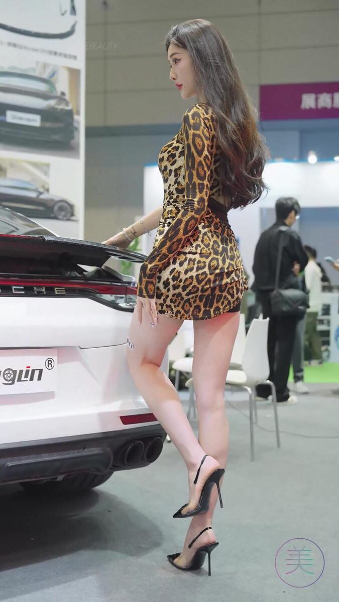 NO.1167 2024 深圳改装车展 Auto Salon 车模抖音网红随拍 103[1V/366MB]插图3