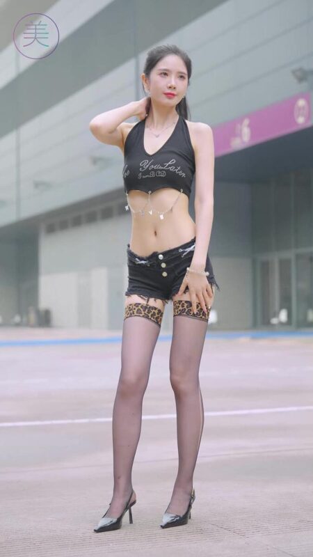 NO.1186 2024 深圳粤港澳大湾区车展 Model 车模随拍 47[1V/664MB]-无料摄影圈