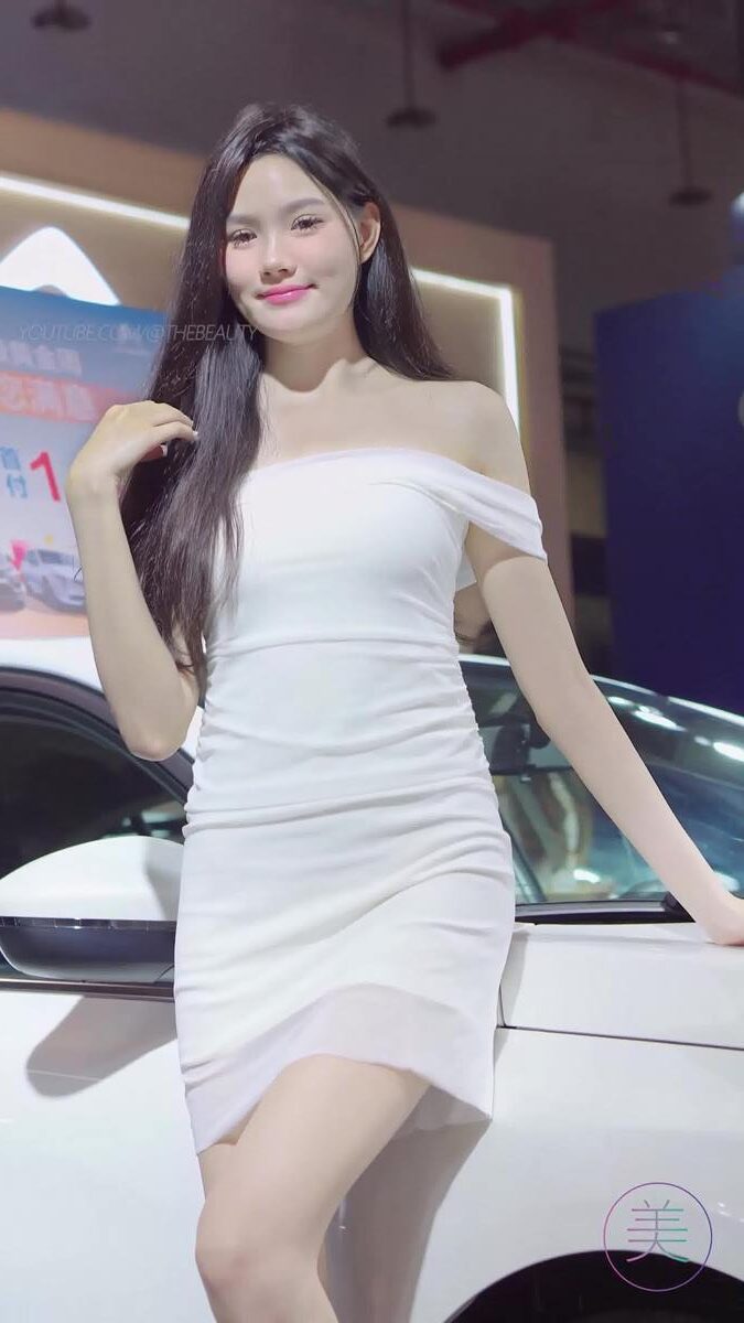 NO.1233 2023 东莞秋季车展 Racing Model 车模抖音网红随拍车模09[1V/194MB]插图3