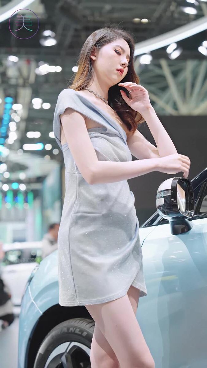 NO.1237 2023 广州车展 Racing Model 车模抖音网红随拍139[1V/421MB]插图3