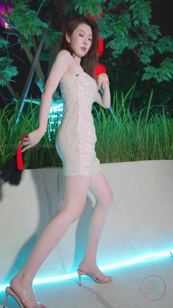NO.1308 2024 深圳粤港澳大湾区车展 Model 车模随拍 102[1V/514MB]插图3