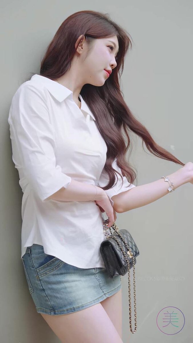 NO.1309 2024 深圳粤港澳大湾区车展 Model 车模随拍 103[1V/367MB]插图