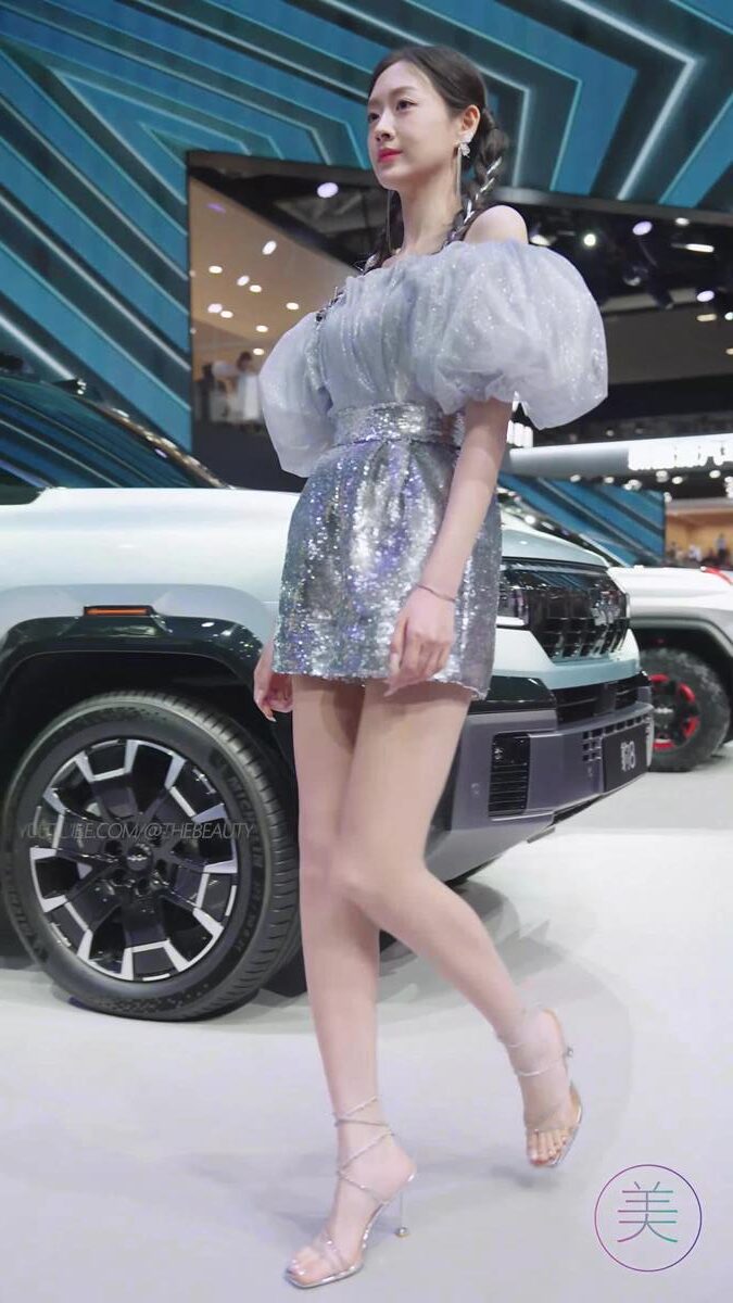 NO.1311 2024 深圳粤港澳大湾区车展 Model 车模随拍 105[1V/365MB]插图2