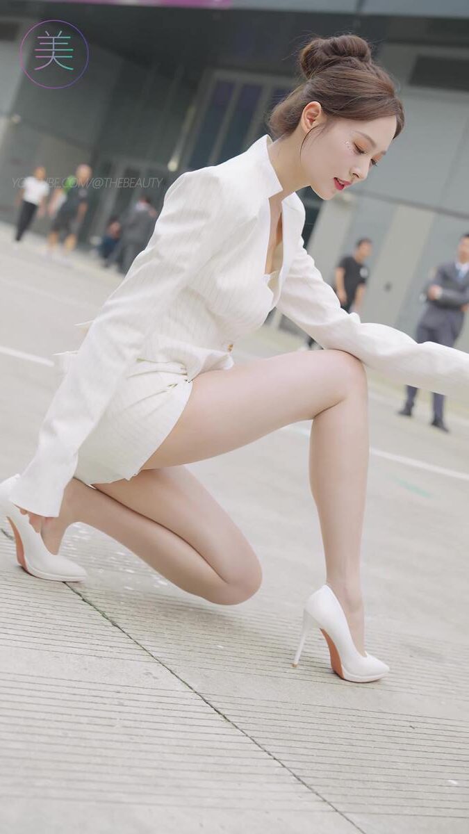 NO.1317 2024 深圳粤港澳大湾区车展 Model 车模随拍 111[1V/425MB]插图2
