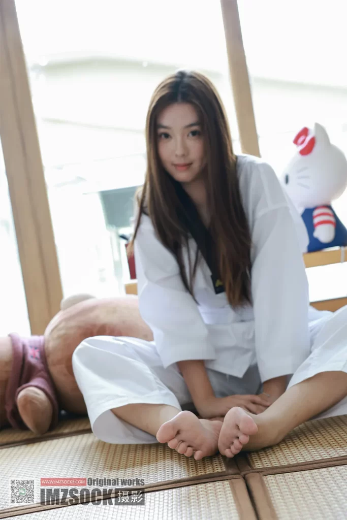 [MZSOCK]爱美足 NO.361 雨萌[90P/1.18GB]插图1