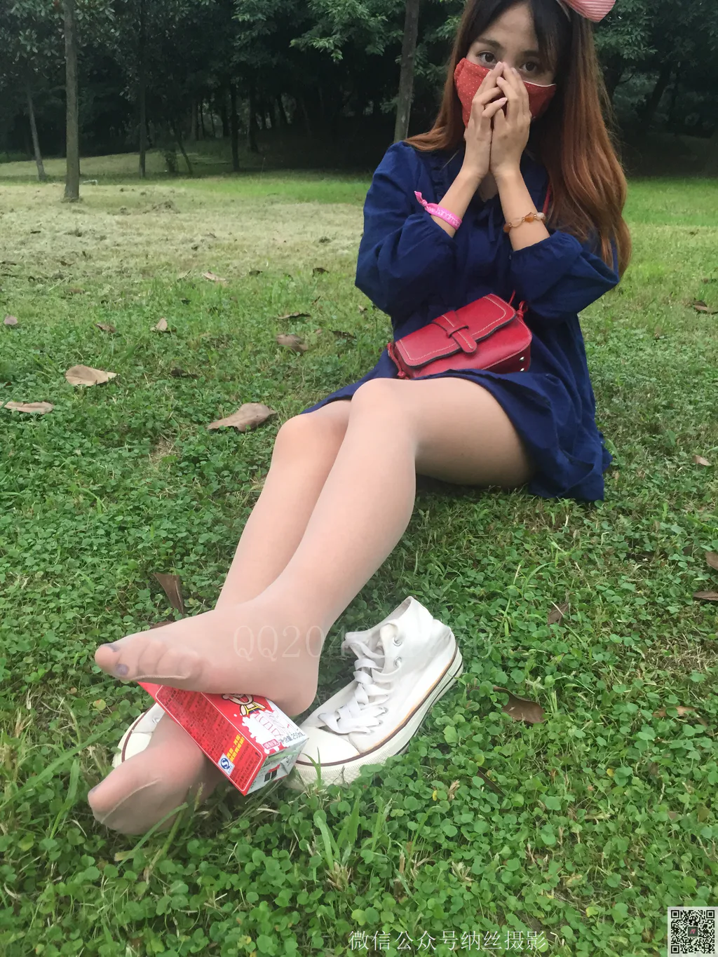 [纳丝摄影]0048 璐璐 萌妹子肉丝美腿[82P/356MB]插图2