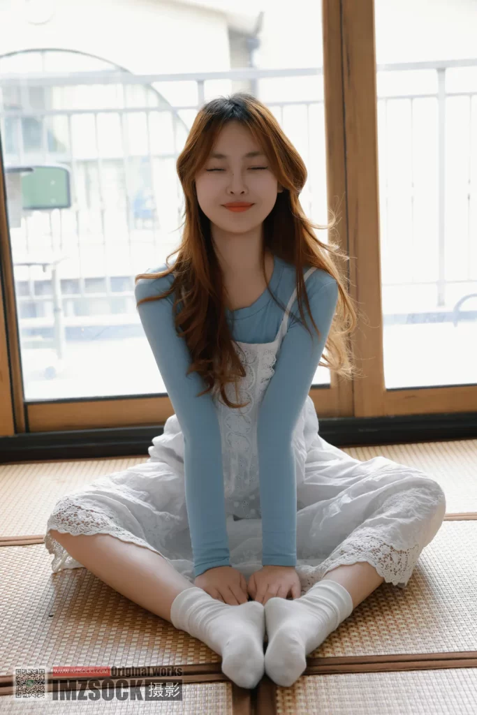 [MZSOCK]爱美足 NO.370 小琪[120P/1V/3.11GB]插图3