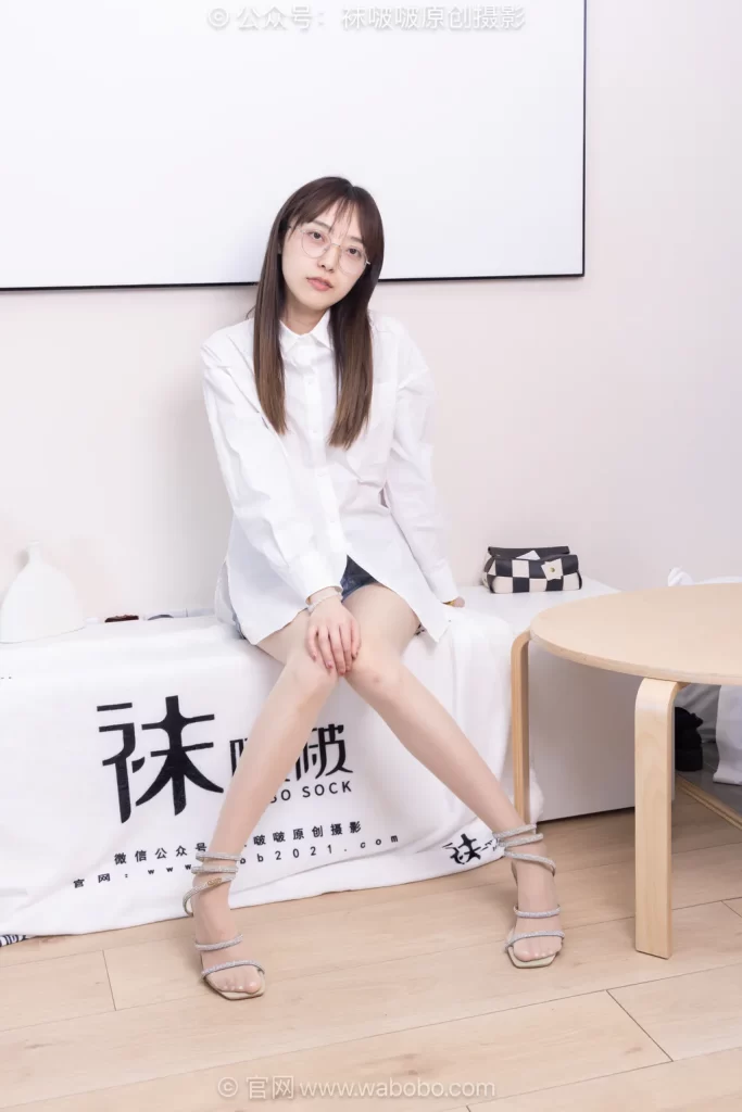 [BoBoSocks袜啵啵]NO.701 稚予-高跟凉鞋、薄肉丝[160P/1V/6.48GB]插图2