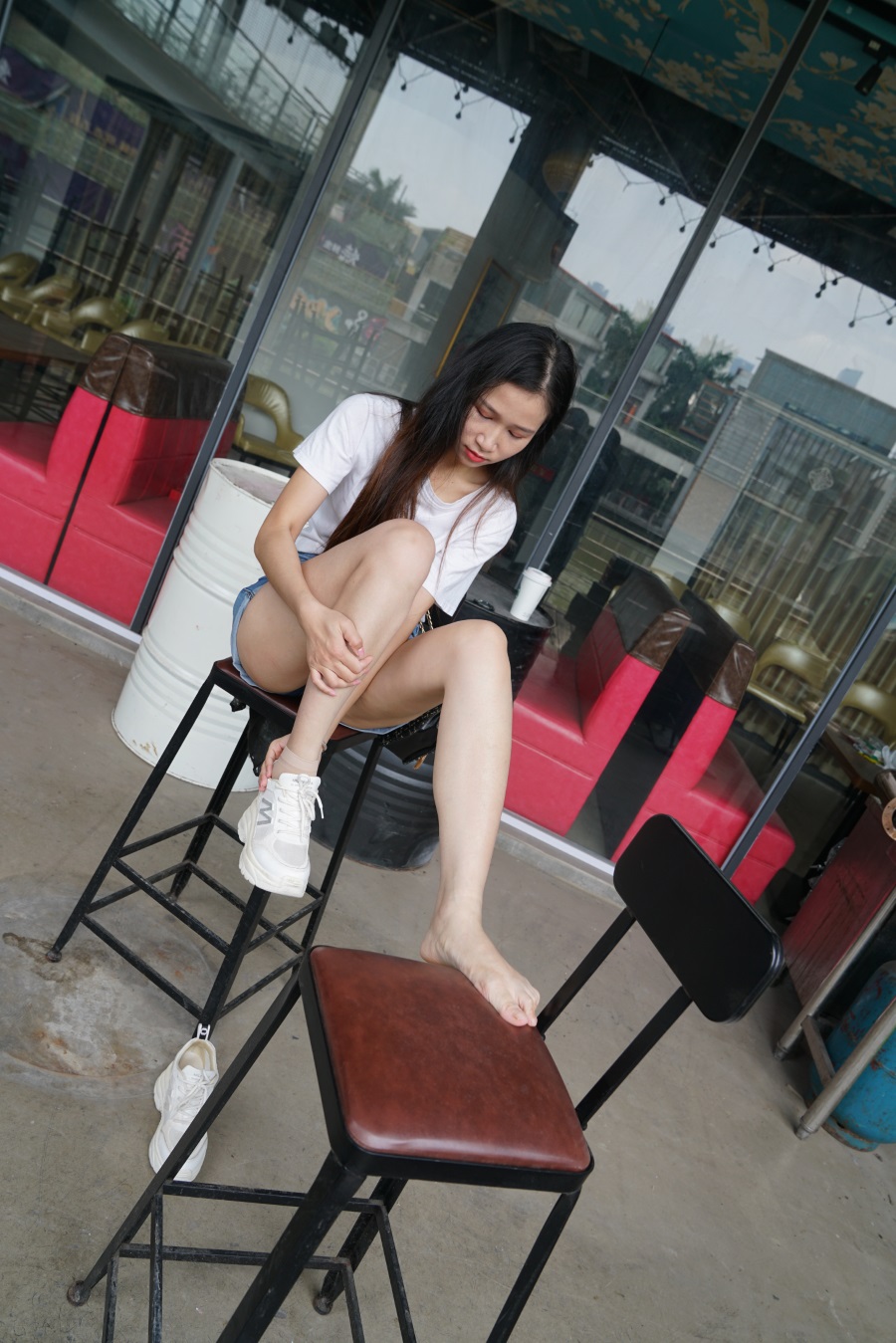 [补发][MussGirl慕丝女郎]NO.032 绿地售楼小姐的美足你们见过吗？潘潘 [77P/119MB]插图1