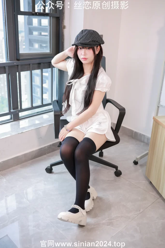 丝恋摄影 NO.066 泡芙-白色睡裙 厚肉丝袜 黑色玛丽珍[282P/1V/4.10GB]插图