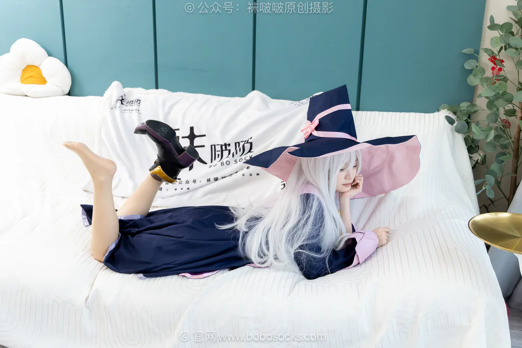 [BoBoSocks袜啵啵]NO.713 甜甜圈-短靴、薄肉丝、裸足[168P/1V/6.37GB]插图3