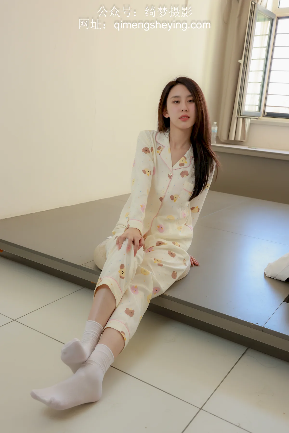 绮梦摄影 2024.09.27 NO.035 yaya 珍藏无修无水印版[620P/2V/13.6GB]-无料摄影圈
