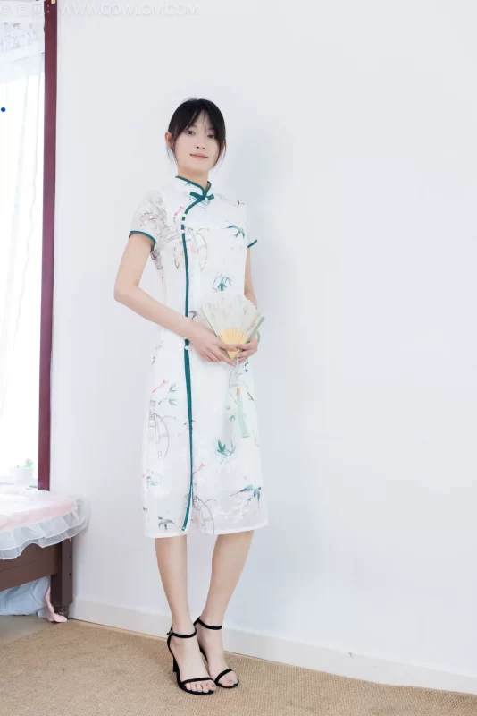 物恋传媒 NO.2761 山奈-高跟凉鞋、薄肉丝、裸足、旗袍[150P/1V/5.64GB]-无料摄影圈