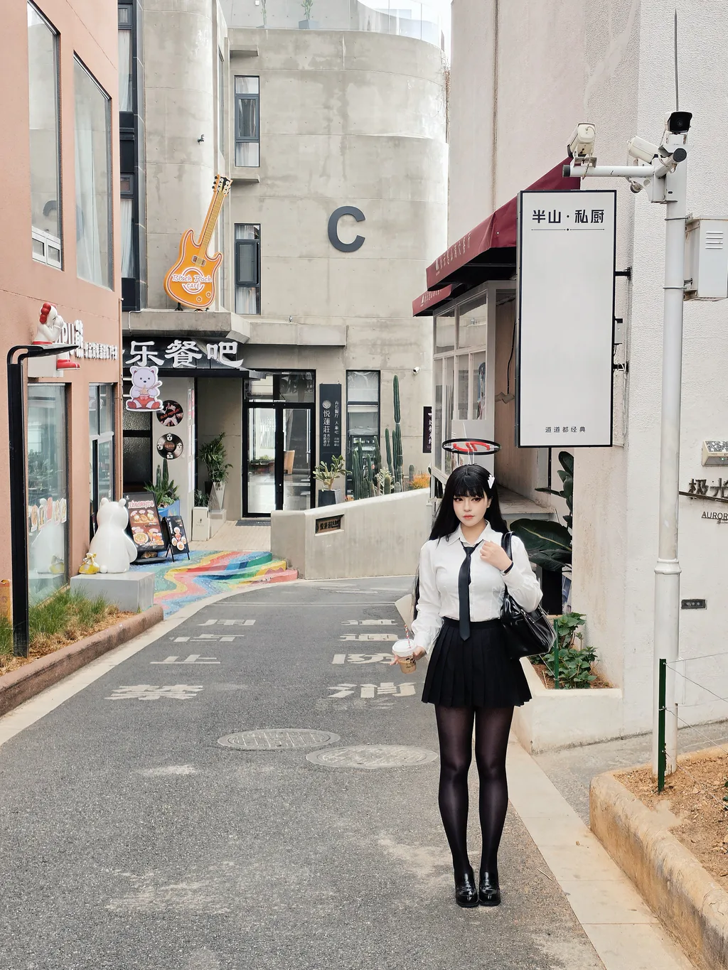 半半子 NO.085 – 蔚蓝档案 调月莉音 制服x竞泳[64P/5V/634MB]-无料摄影圈