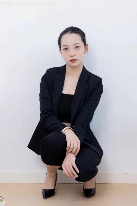 物恋传媒 NO.2770 小泽-高跟鞋、短肉丝、ol制服[161P/1V/3.15GB]-无料摄影圈