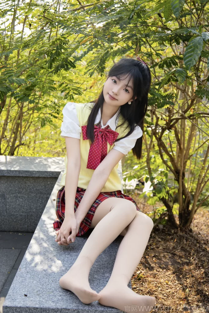 足愉心 NO.132 婉宁（搭配：运动鞋、肉色丝袜）[115P/2V/11.2GB]插图2
