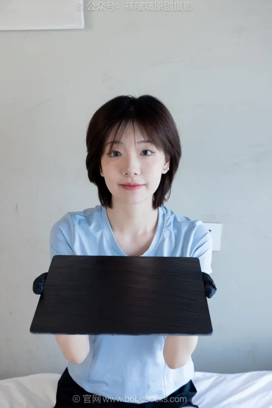 [BoBoSocks袜啵啵]NO.753 小甜豆-板鞋、白棉袜、裸足[289P/1V/7.26GB]-无料摄影圈