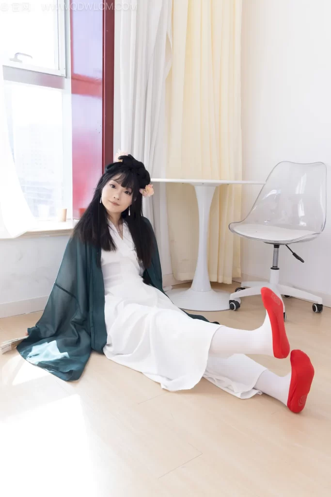 物恋传媒 NO.2787 嘟嘟-布鞋、厚白丝、红色船袜、古装[166P/1V/3.61GB]插图3