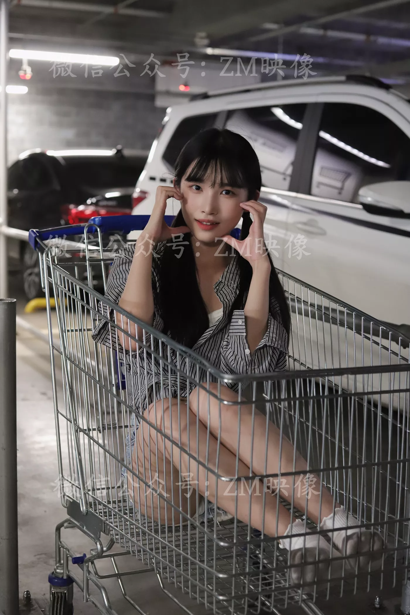 [织梦映像]NO.053 爱在深秋-轻罗小扇扑流萤[305P/1V/5.33GB]-无料摄影圈