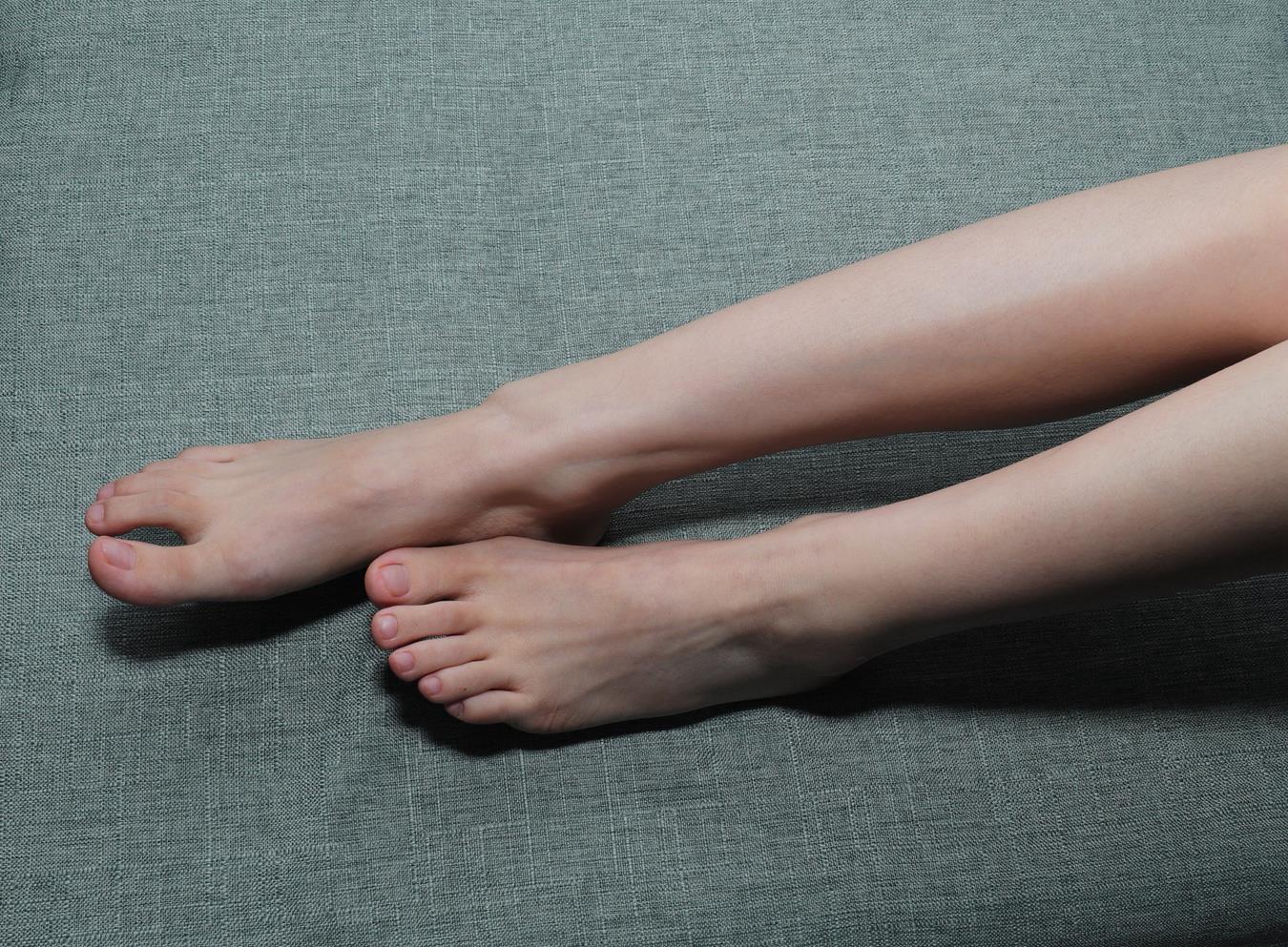 [Pary学生模拍] No.016 极品美女小芳第二季室内展示修长美jiao [139P/550MB]插图1