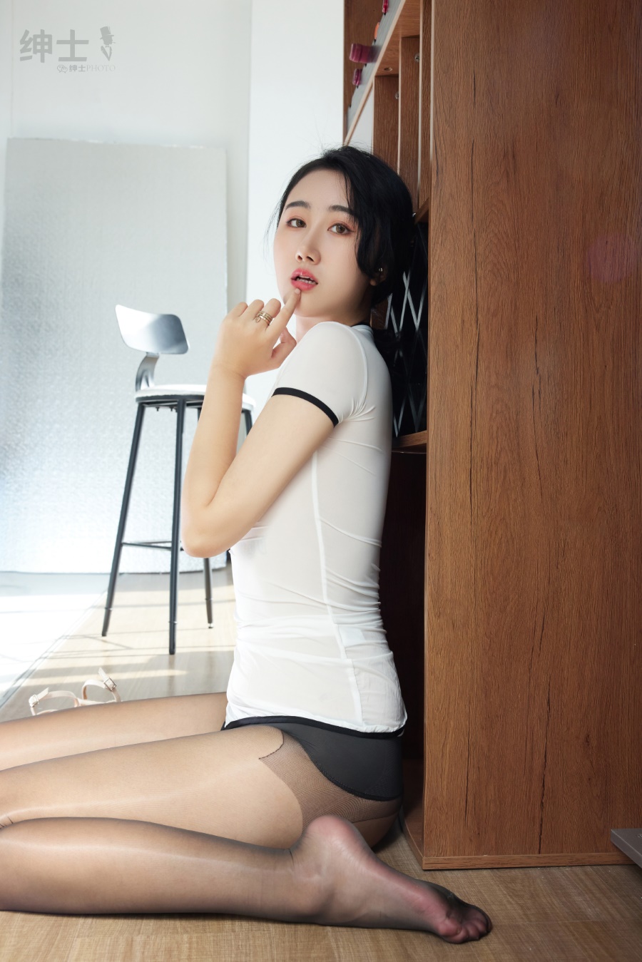 SHENSHI绅士 – SS037 英拉 [44P/75MB]插图1