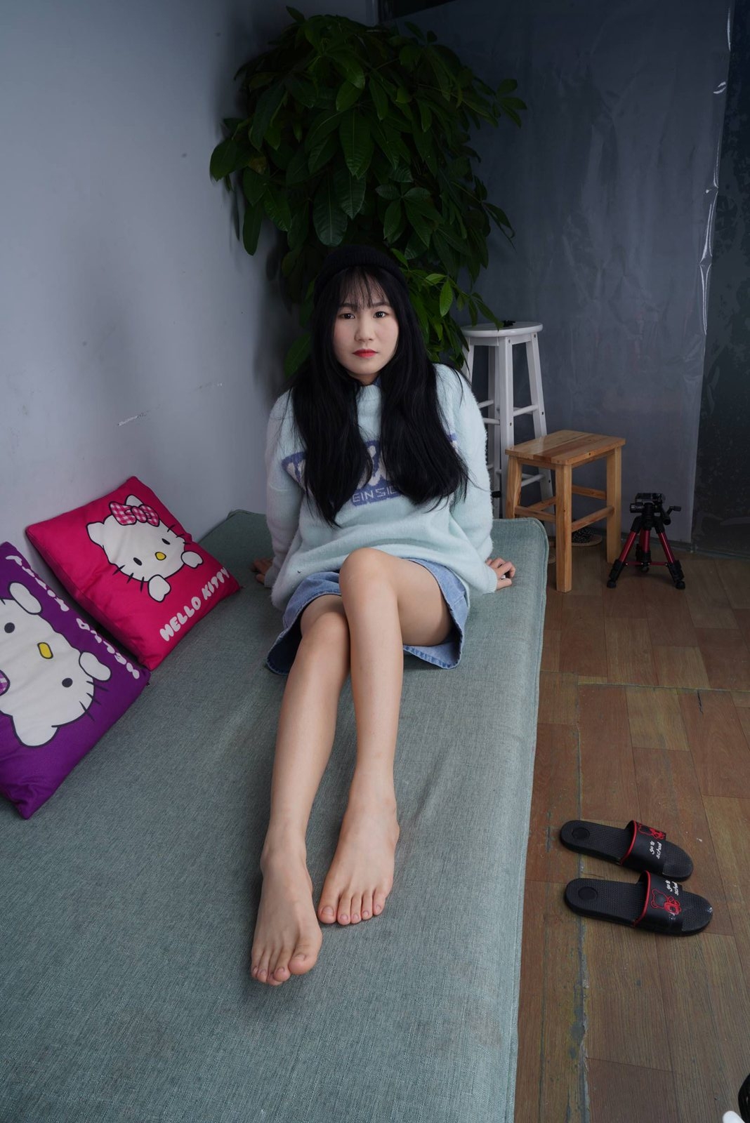 Pary摄影 NO.104 大学生乐瑶展示37码美脚[106P/1.32GB]插图