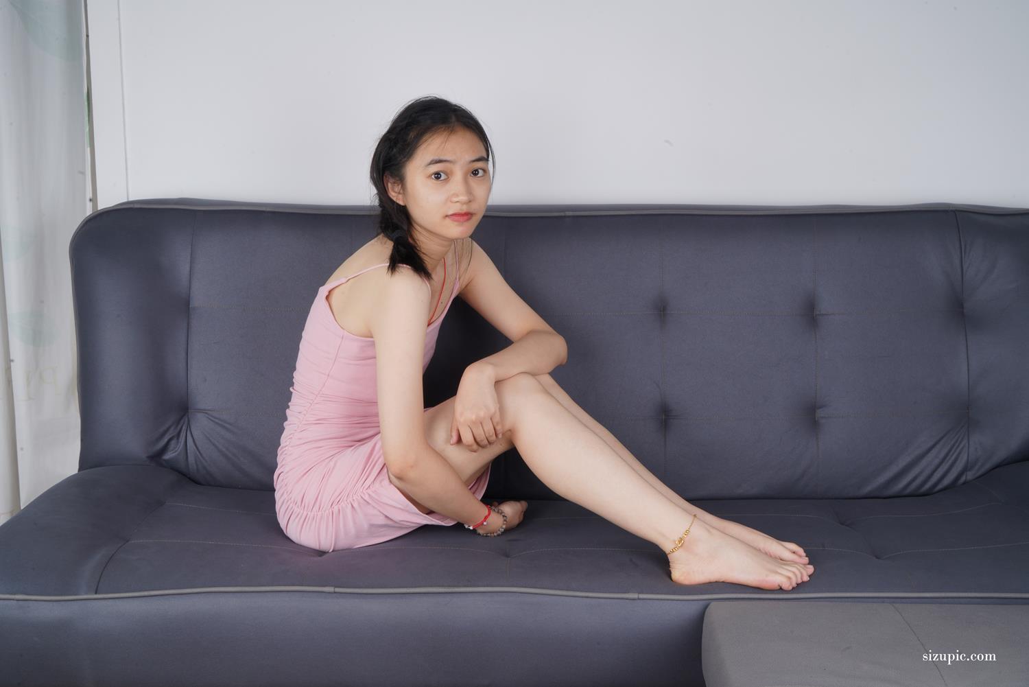 Pary摄影 NO.148 新模雨莉性感美女37码美脚展示[99P/349MB]插图
