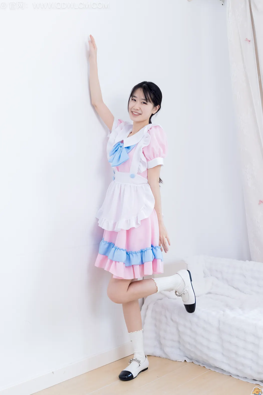 物恋传媒 NO.2802 菜菜-平底鞋、白棉袜、裸足、女仆装[326P/1V/5.71GB]插图1