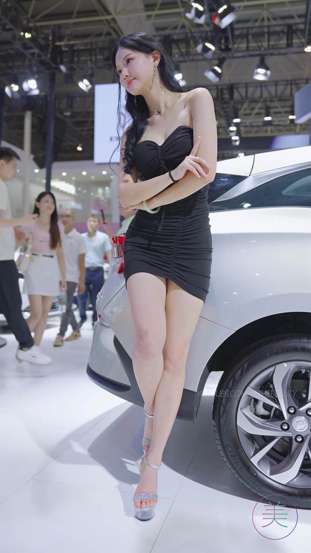 NO.1410 2024 东莞秋季车展 Racing Model 车模网红随拍 01[1V/278MB]插图1